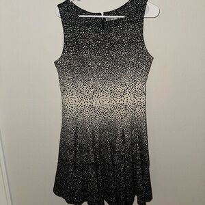 Eliza J Black and White Sleeveless Dress